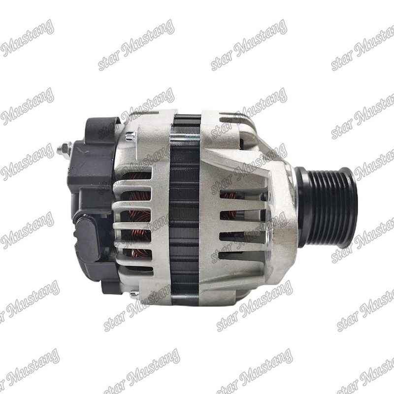 Der Generator 6BT5.9 R220-5 LG925 24V 70A 8PK 3936680 6008256110 4094089 5263220